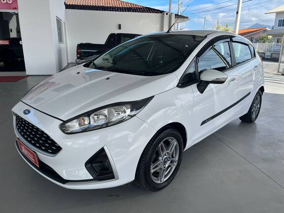 FORD FIESTA 1.6 TI-VCT FLEX SEL POWERSHIFT FORD FIESTA 1.6 TI-VCT FLEX SEL POWERSHIFT